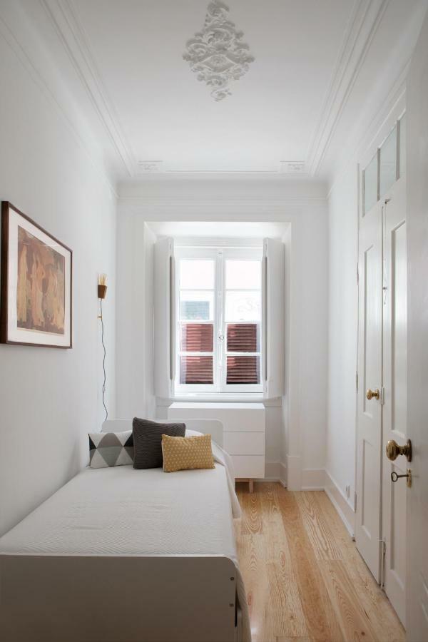 Renovated Charming Apartment With Terrace In Lapa Lizbona Zewnętrze zdjęcie